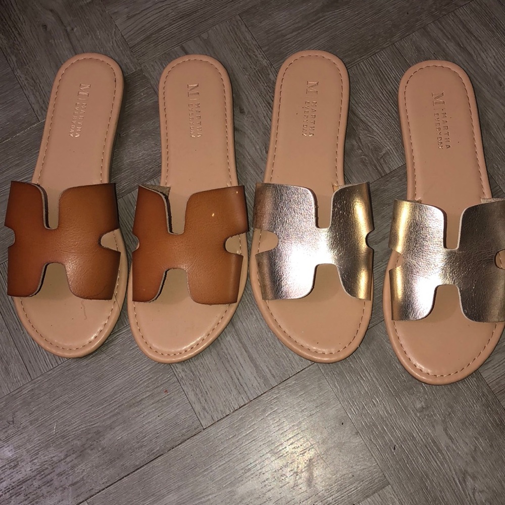 Bundle of sandals  2 pairs